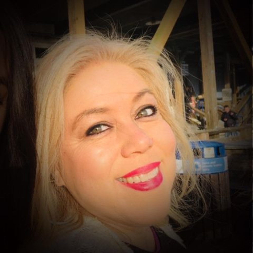 Meet your Posher, Leticia